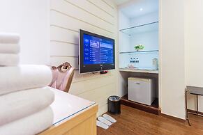 New Rise Hotel
