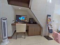 New Rise Hotel