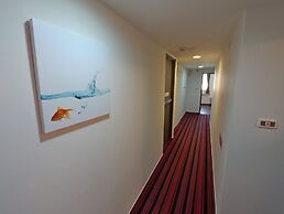 New Rise Hotel