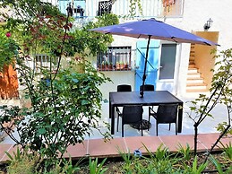 B&B With Charm - Quiet With Kitchen & sw Pool