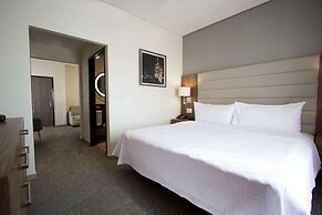 Fiesta Inn Suites Aeropuerto del Bajío