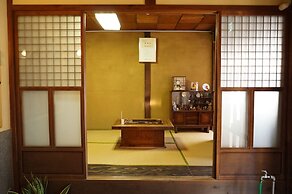Obama Machiya Stay