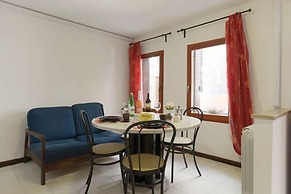 Mario Apartment 2578