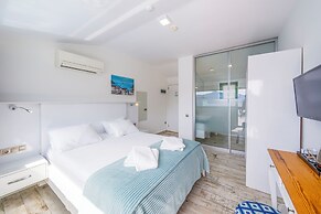 Greenbeach Hotel