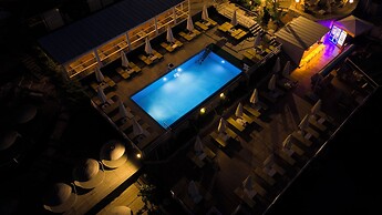 Greenbeach Hotel