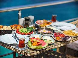 Greenbeach Hotel