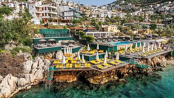 Greenbeach Hotel
