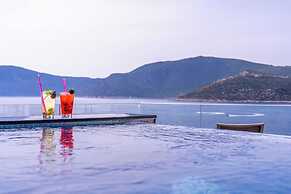 Greenbeach Hotel