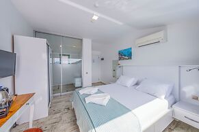 Greenbeach Hotel