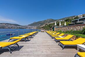 Greenbeach Hotel