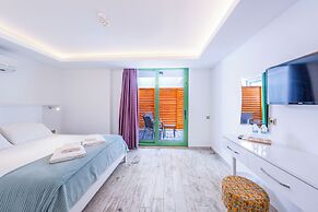 Greenbeach Hotel