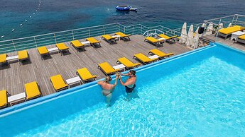 Greenbeach Hotel