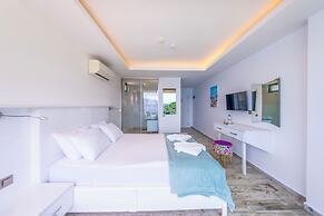 Greenbeach Hotel