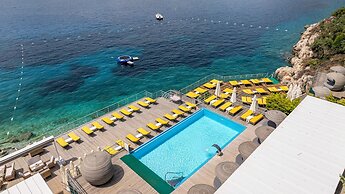 Greenbeach Hotel