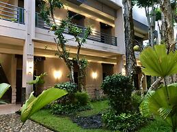 Savita Garden Inn