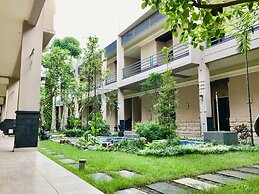 Savita Garden Inn