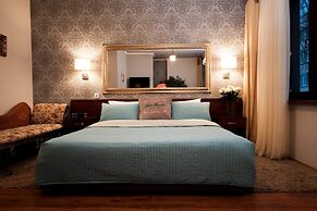 Art Rustic Hotel