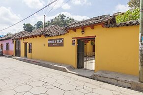 Hotel Adobe & Teja