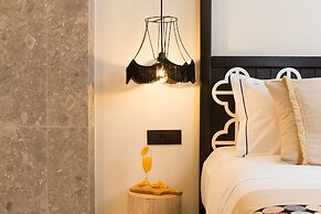 Cressa Suites - Adults Only