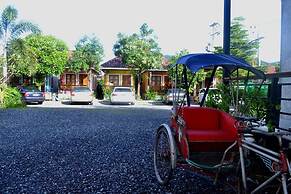Toffee House Resort