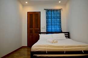 Toffee House Resort