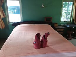 Praw Fan Resort