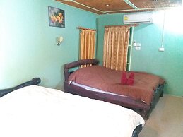 Praw Fan Resort