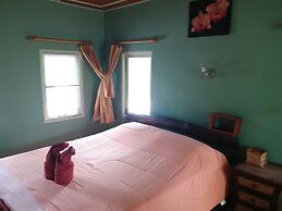 Praw Fan Resort