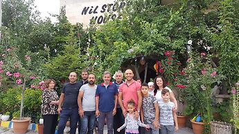 Nil Story House