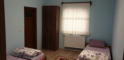 Nil Story House
