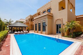 Kennedy Towers - Signature Villa L