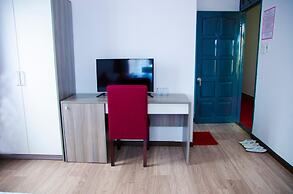 Alo House