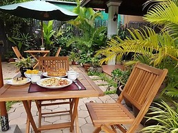 Nika's House
