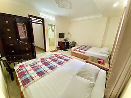 Viet Nhat Halong Hotel