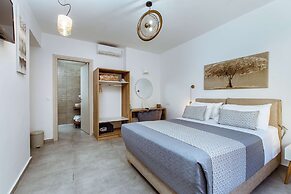 Deluxe Hotel