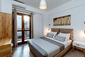 Deluxe Hotel