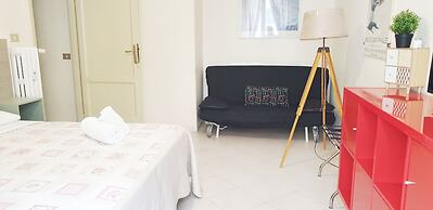 Re Di Roma House