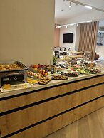 Bugu Hotel