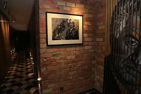 Bugu Hotel