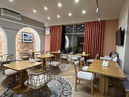 Bugu Hotel