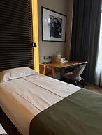 Bugu Hotel