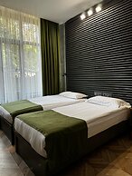 Bugu Hotel
