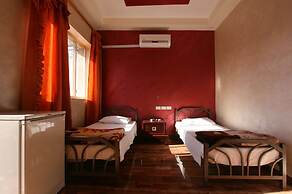 Sun Rise Hotel