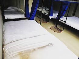 Doze Hostel