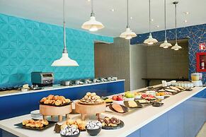 Marriott Maracay Golf Resort