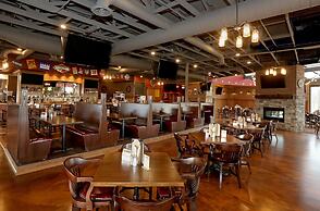Holiday Inn & Suites Sioux Falls - Airport by IHG