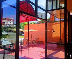 Hotel Versalles Suites