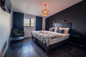 Farmhouse Lodge