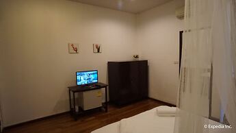 Nawaporn Place Guesthouse