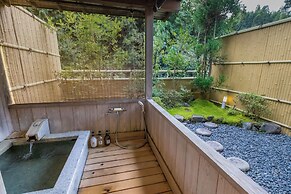 Syoenso Hozugawatei